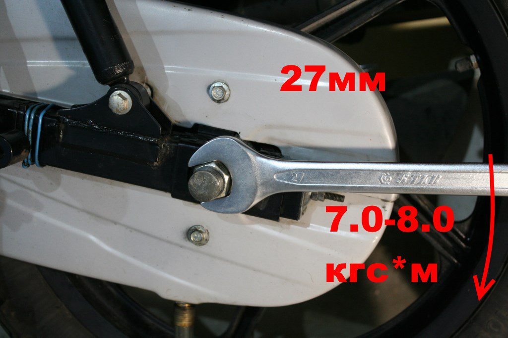 Момент затяжки левой гайки оси колеса Bajaj Boxer 7.0 - 8.0 кгс*м